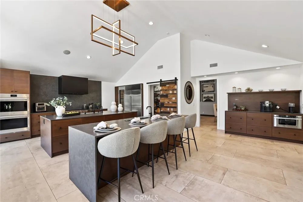 10372 Crawford Canyon Road North Tustin, CA 92705
