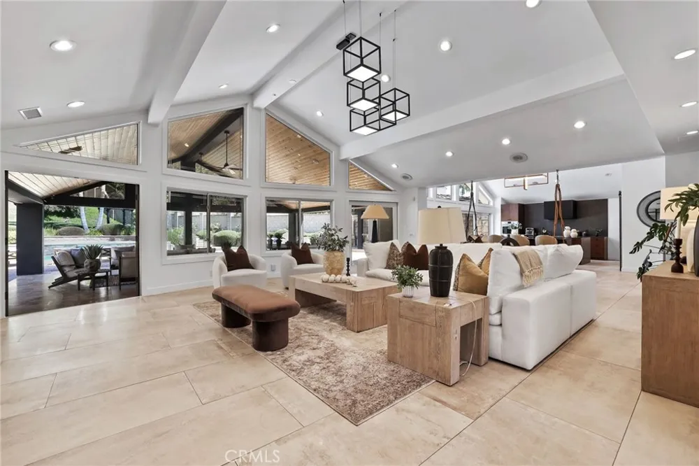 10372 Crawford Canyon Road North Tustin, CA 92705