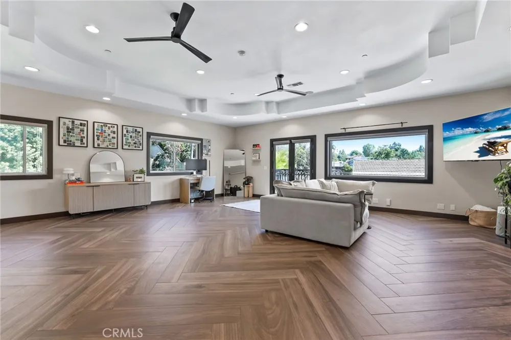 10372 Crawford Canyon Road North Tustin, CA 92705