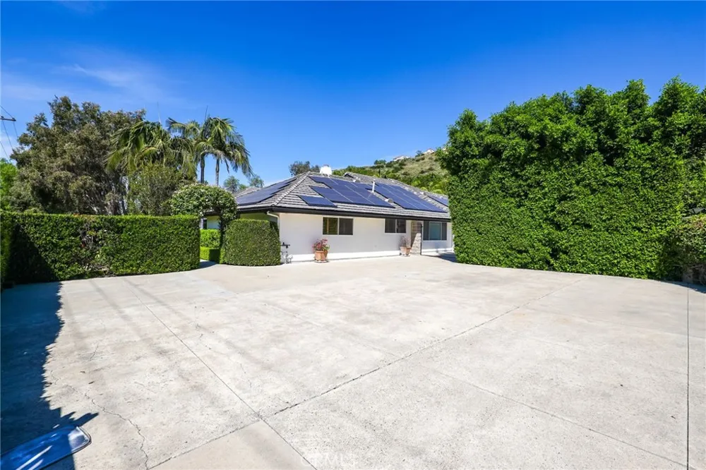 10372 Crawford Canyon Road North Tustin, CA 92705