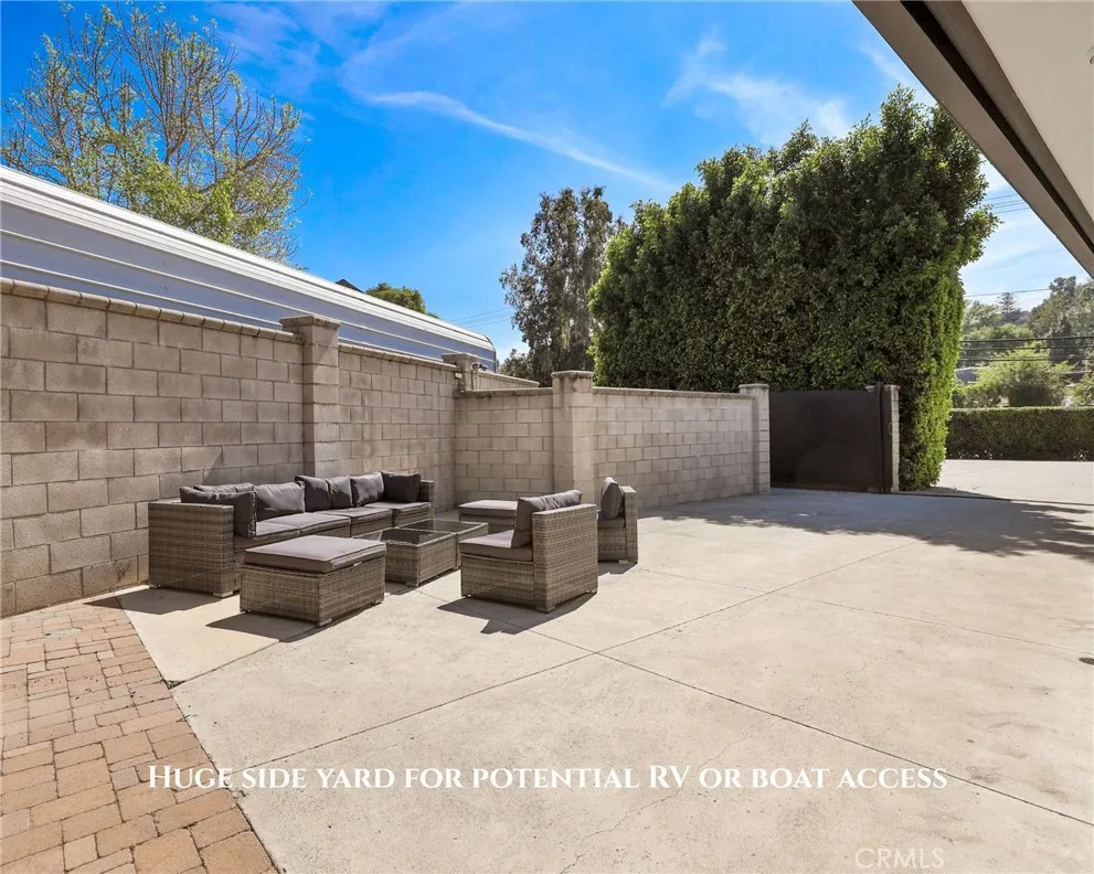 10372 Crawford Canyon Road North Tustin, CA 92705