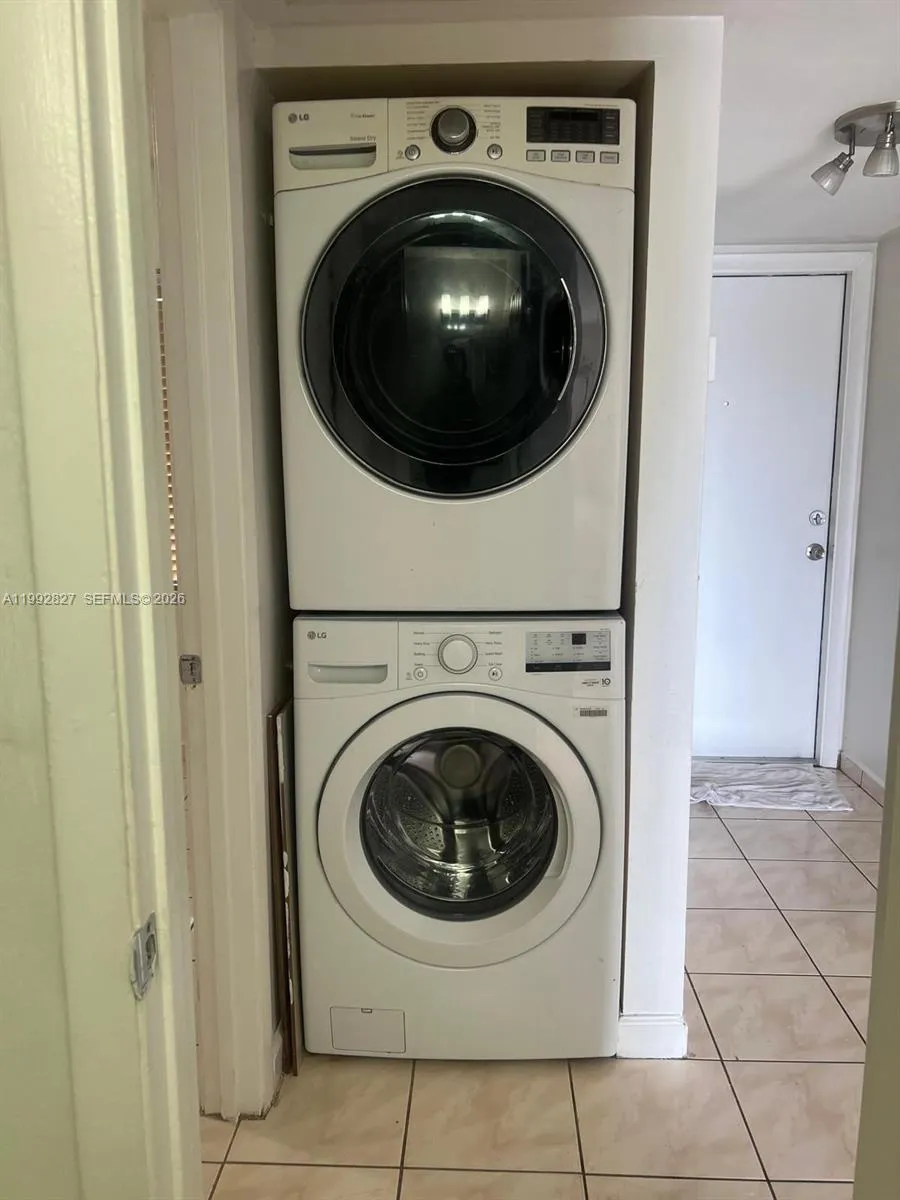 6465 W 27th Ave #43-202 Hialeah, FL 33016