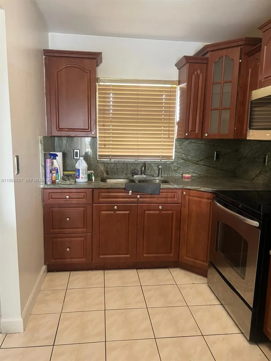 6465 W 27th Ave #43-202 Hialeah, FL 33016