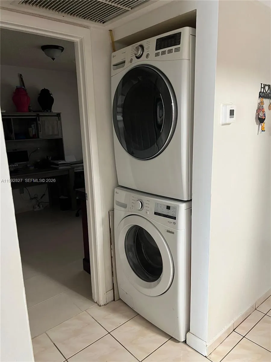 6465 W 27th Ave #43-202 Hialeah, FL 33016