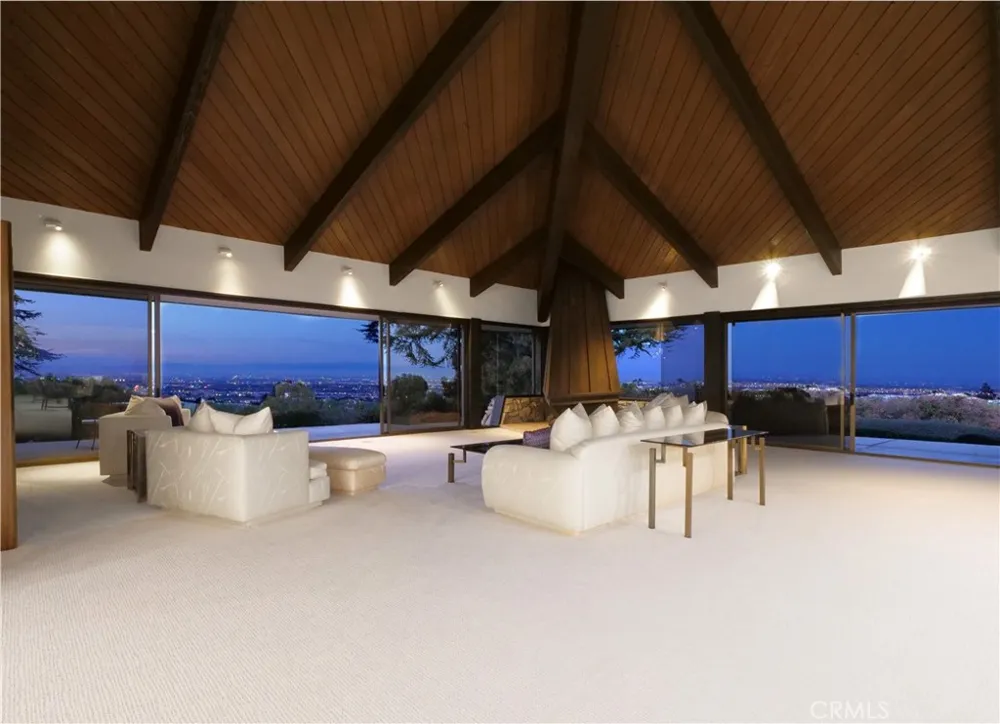 57 Saddleback Rolling Hills, CA 90274