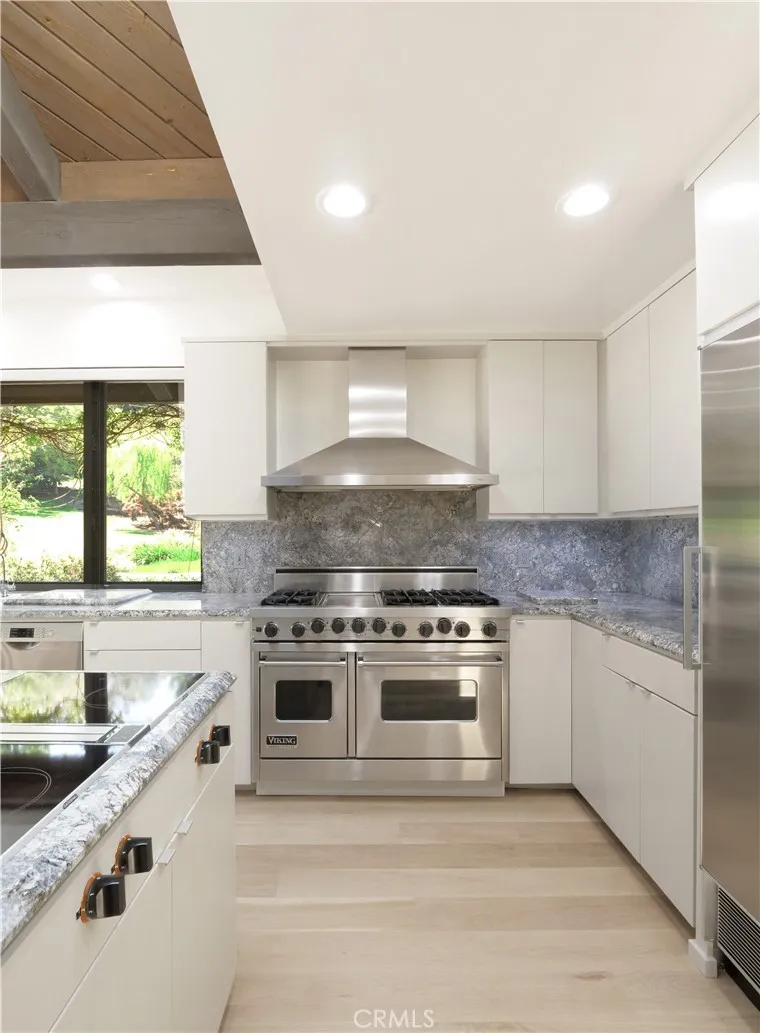 57 Saddleback Rolling Hills, CA 90274