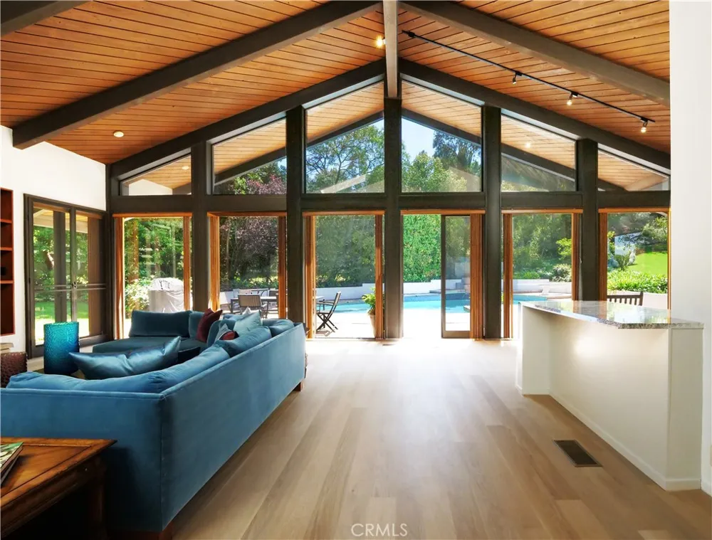 57 Saddleback Rolling Hills, CA 90274