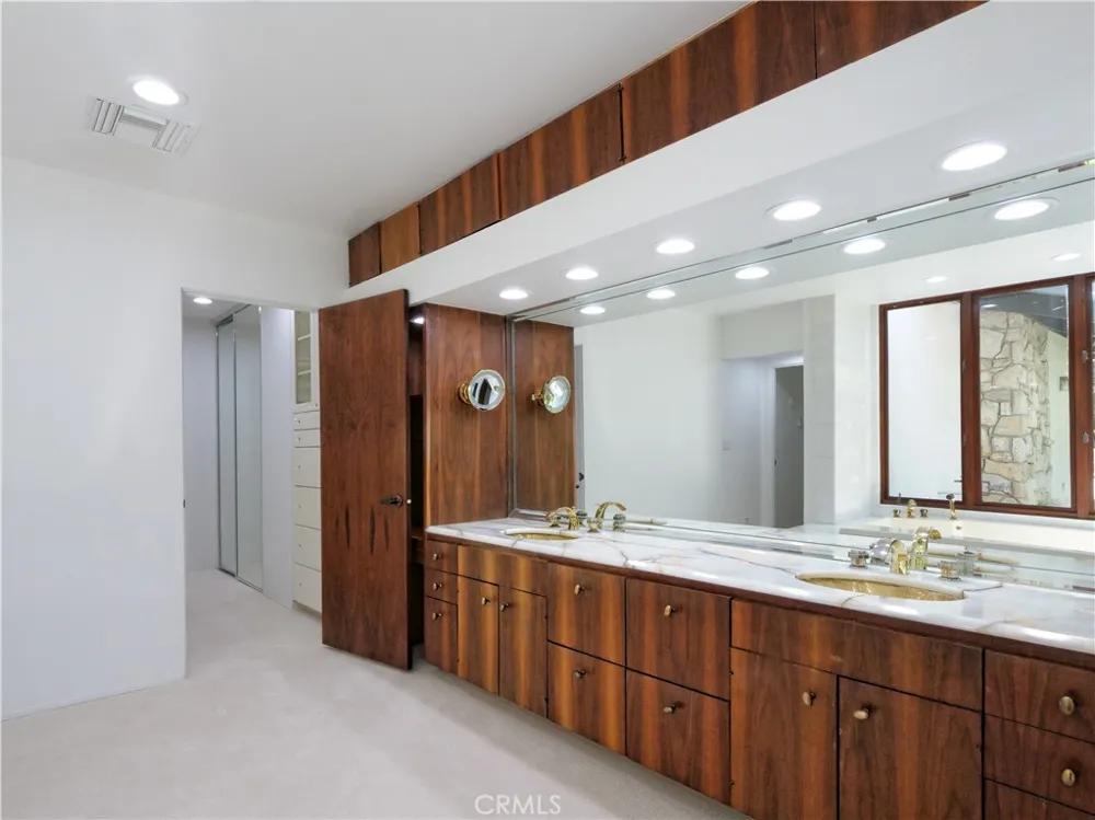 57 Saddleback Rolling Hills, CA 90274