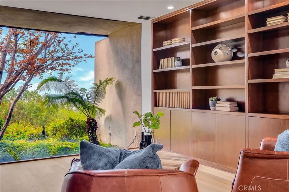 57 Saddleback Rolling Hills, CA 90274