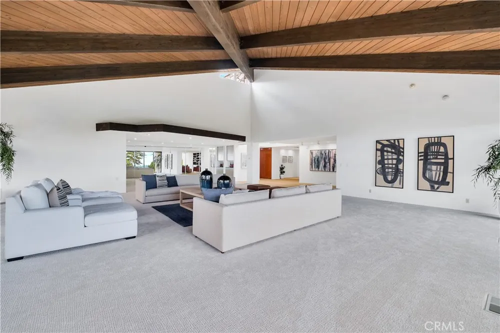 57 Saddleback Rolling Hills, CA 90274