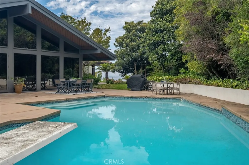 57 Saddleback Rolling Hills, CA 90274