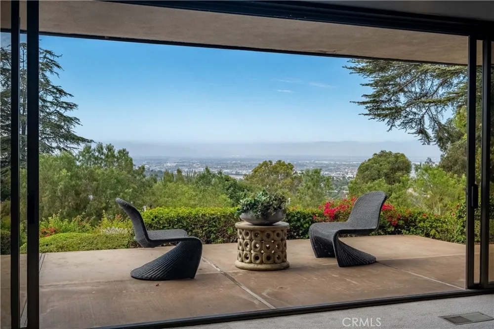 57 Saddleback Rolling Hills, CA 90274