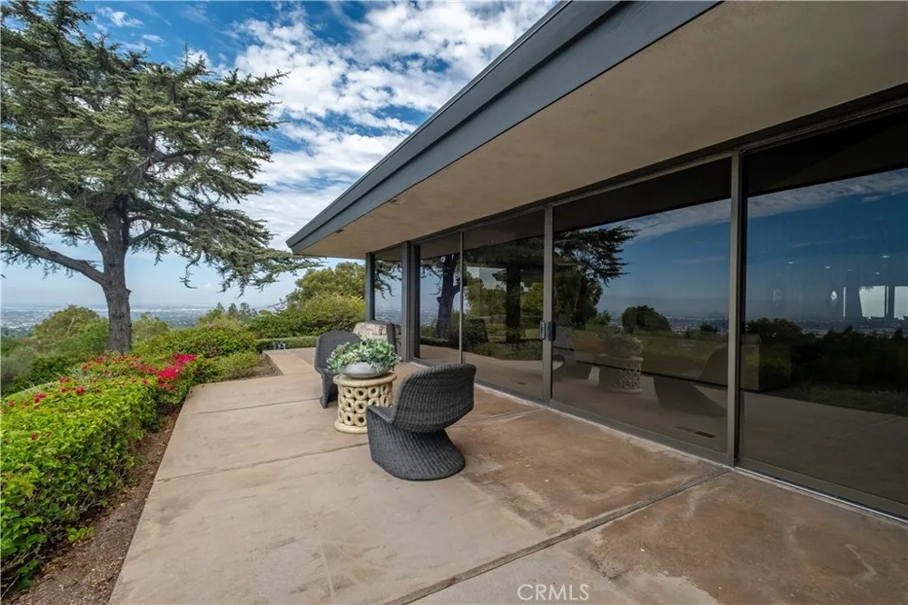 57 Saddleback Rolling Hills, CA 90274