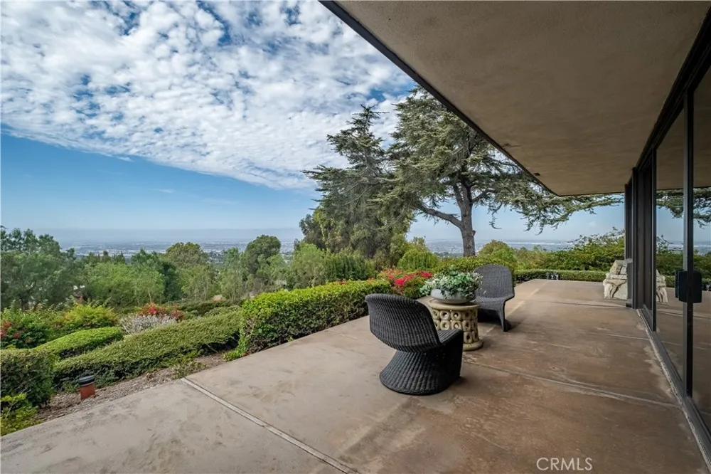 57 Saddleback Rolling Hills, CA 90274