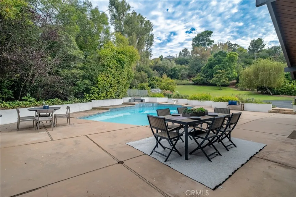 57 Saddleback Rolling Hills, CA 90274