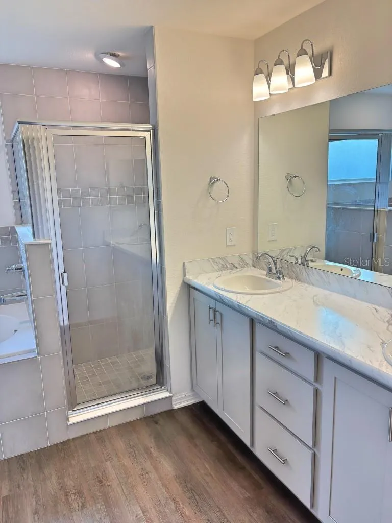 737 DAPHNE DRIVE Polk City, FL 33868