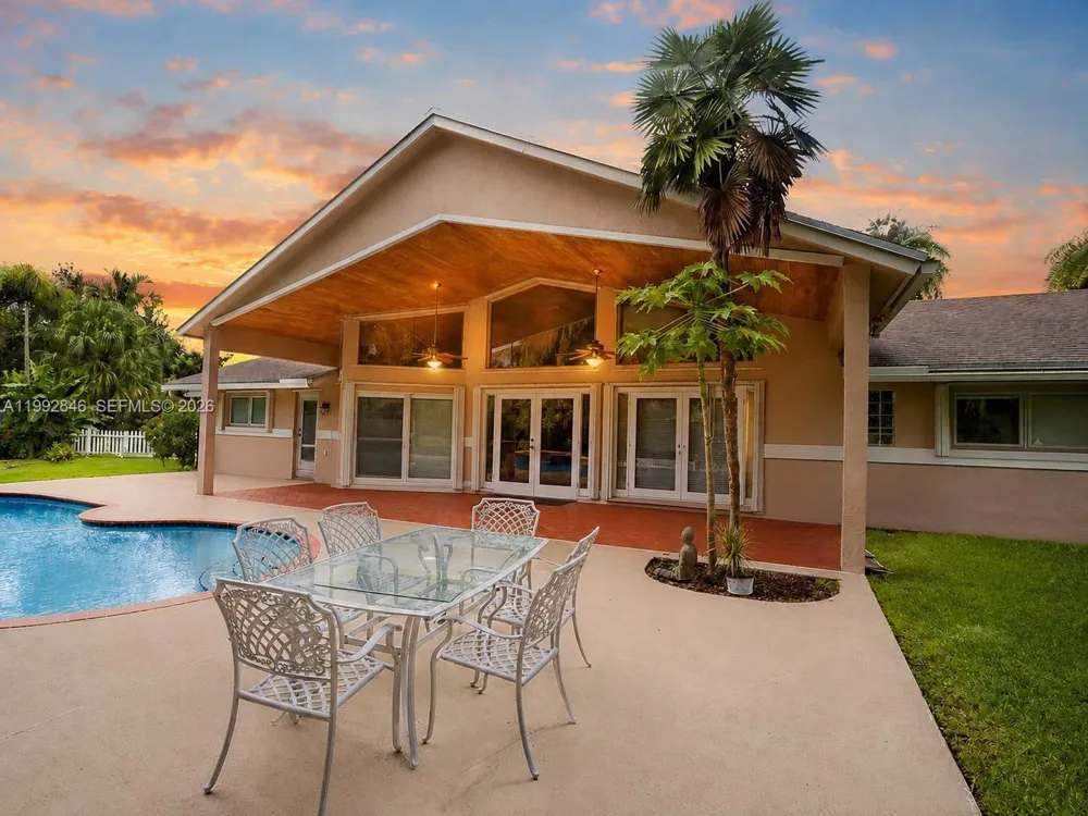 26451 SW 173rd Pl Homestead, FL 33031