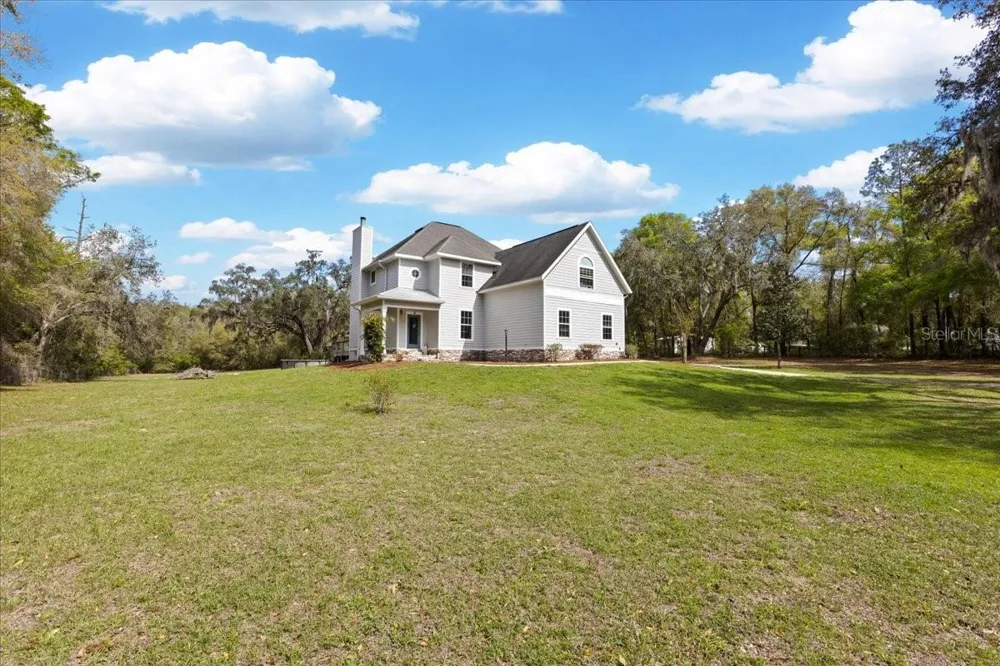 2600 SE 48TH AVENUE Trenton, FL 32693