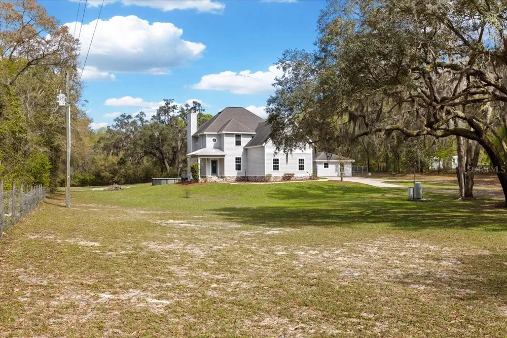 2600 SE 48TH AVENUE Trenton, FL 32693