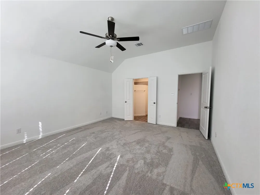 1233 Fox Wing Way New Braunfels, TX 78132