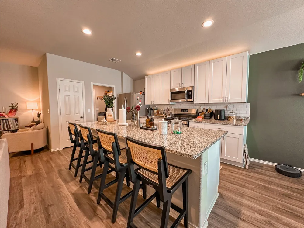 9961 Spring Creek Road Cleveland, TX 77327