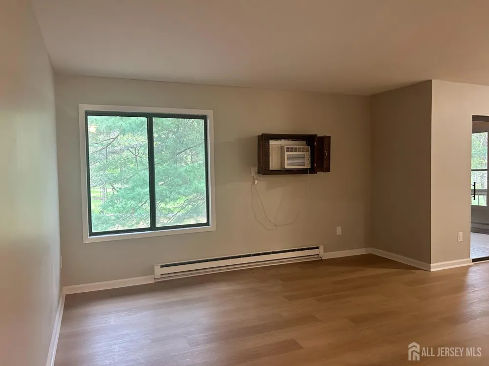 140 Amberly Drive #J Manalapan, NJ 07726