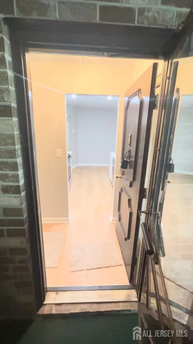 140 Amberly Drive #J Manalapan, NJ 07726