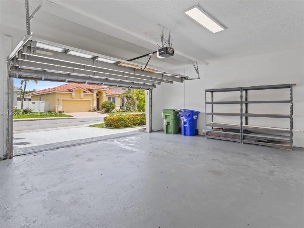 1764 NW 166th Ave Pembroke Pines, FL 33028
