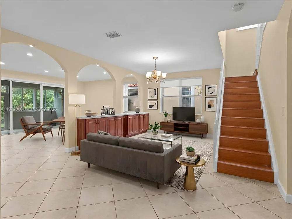 1764 NW 166th Ave Pembroke Pines, FL 33028