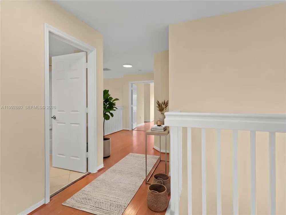 1764 NW 166th Ave Pembroke Pines, FL 33028