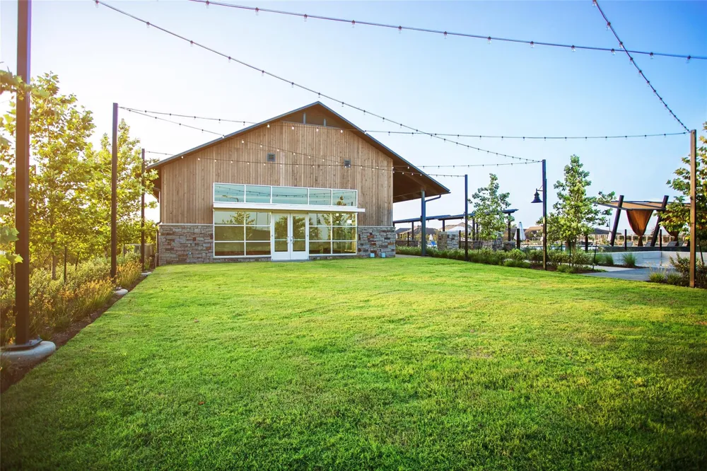 31806 Bluebell Avenue Fulshear, TX 77423