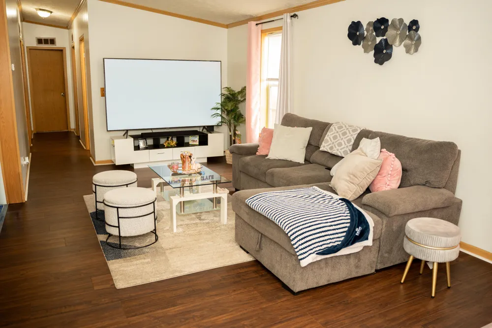 2040 Reo Avenue Lincoln Park, MI 48146