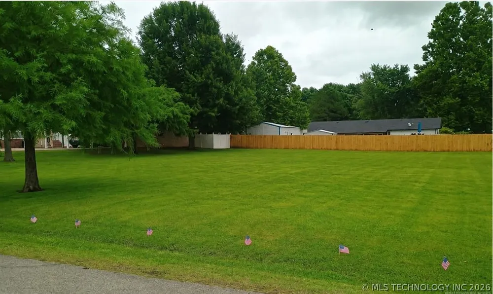 15 2nd Street Warner, OK 74469