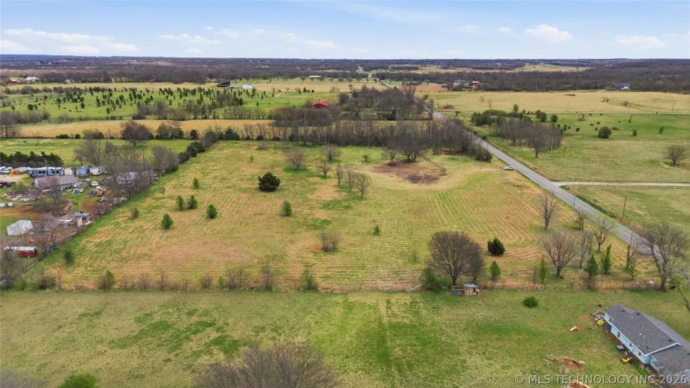 1 E 400 ROAD Claremore, OK 74017