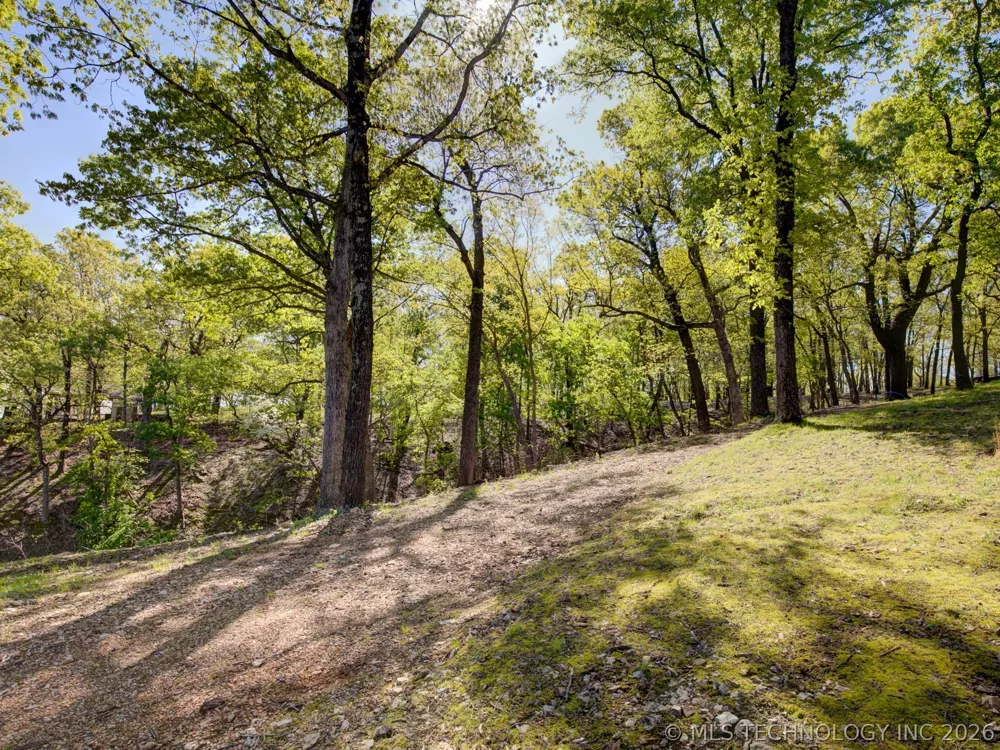 2 E 317th Road Afton, OK 74331