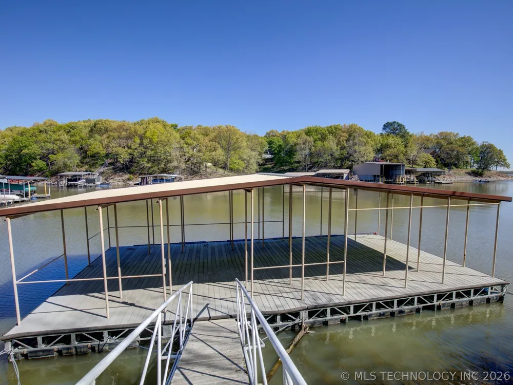 2 E 317th Road Afton, OK 74331
