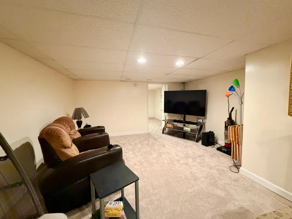 1520 Havenga Street Laketon Township, MI 49445