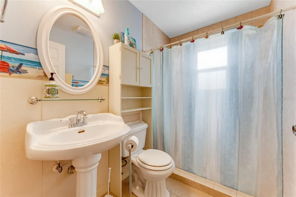 235 RANDLE AVENUE Oak Hill, FL 32759