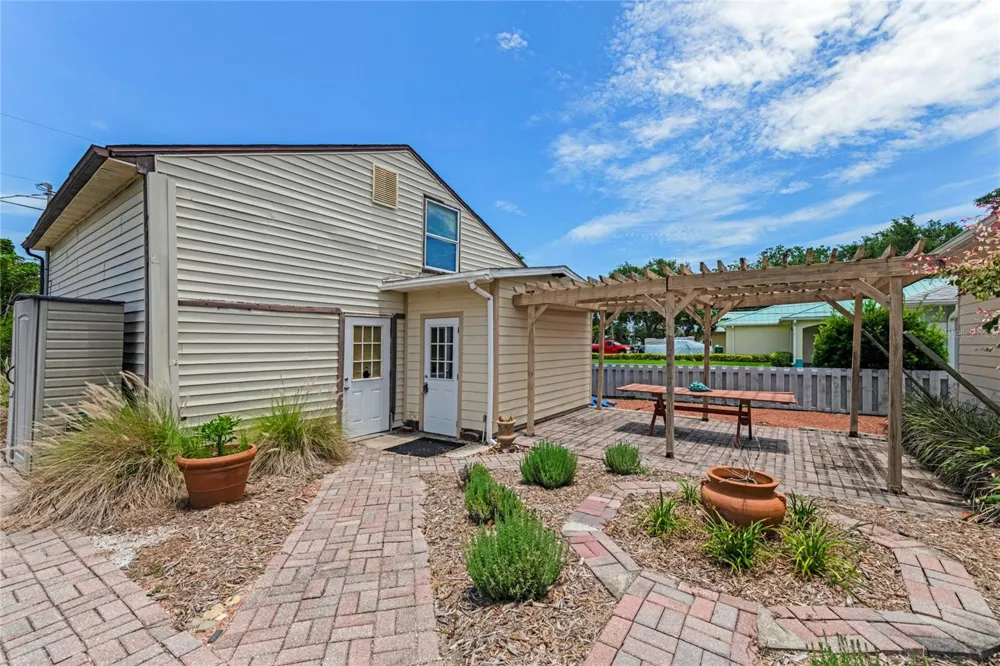 235 RANDLE AVENUE Oak Hill, FL 32759