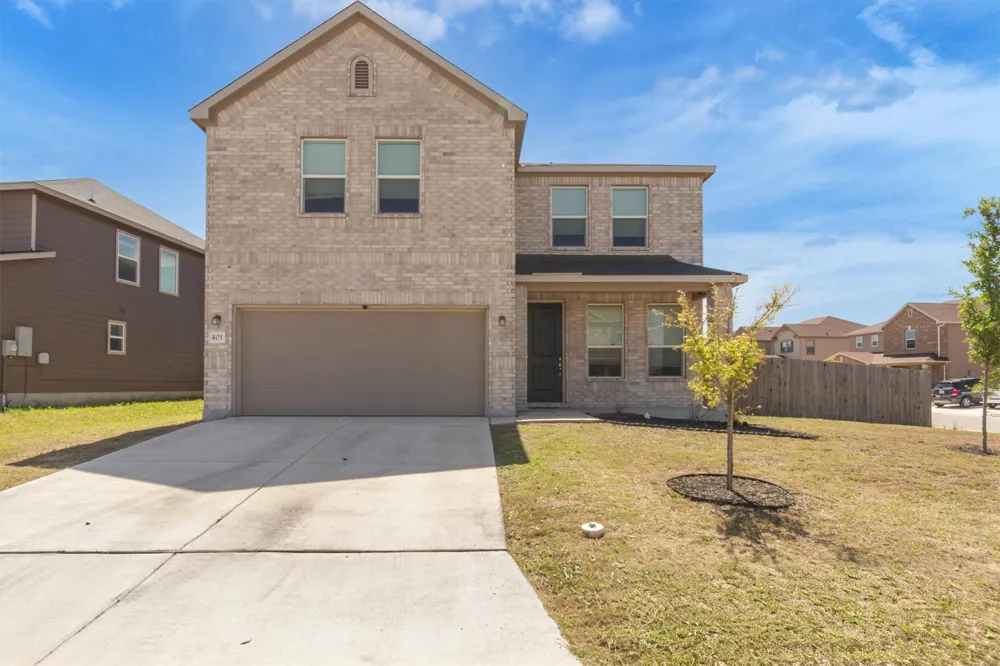 401 Briarfield Drive Seguin, TX 78155