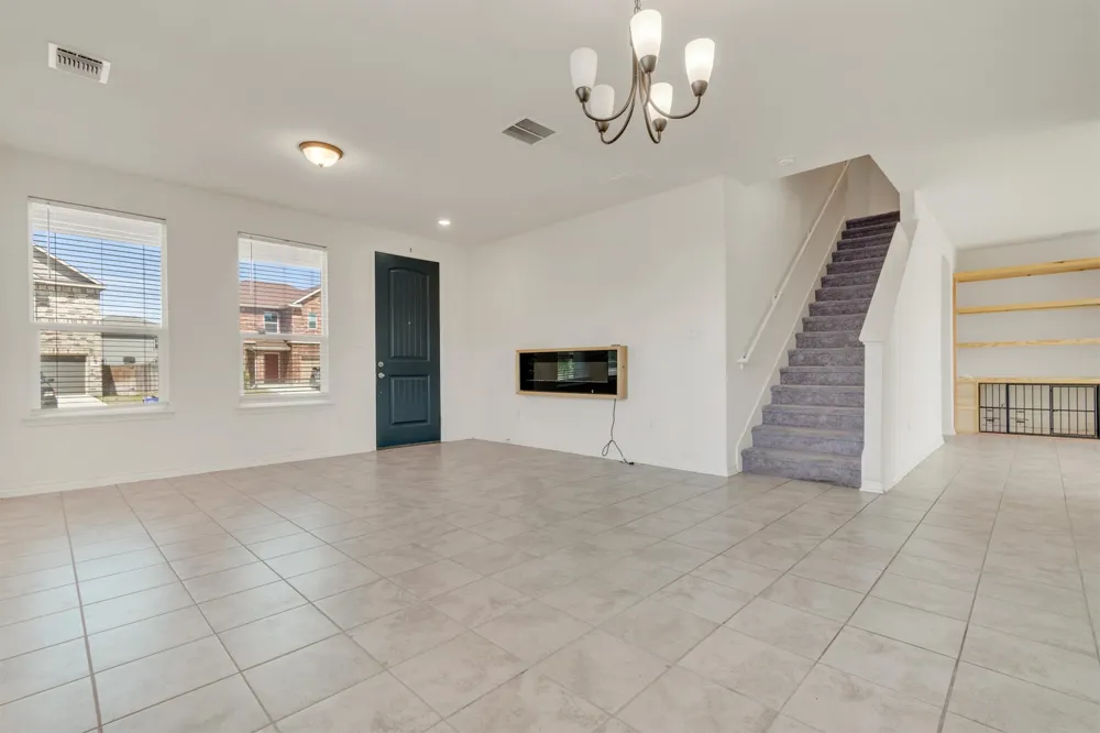 401 Briarfield Drive Seguin, TX 78155