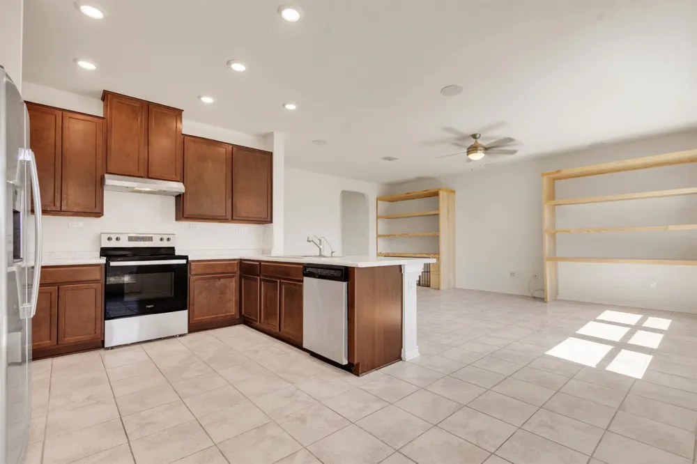 401 Briarfield Drive Seguin, TX 78155