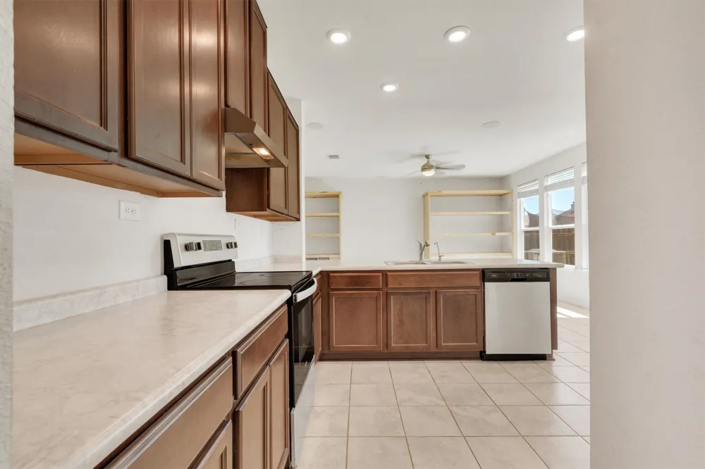401 Briarfield Drive Seguin, TX 78155