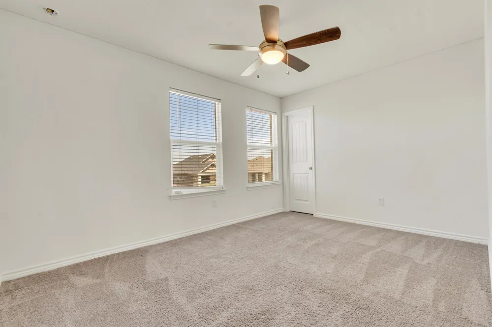 401 Briarfield Drive Seguin, TX 78155