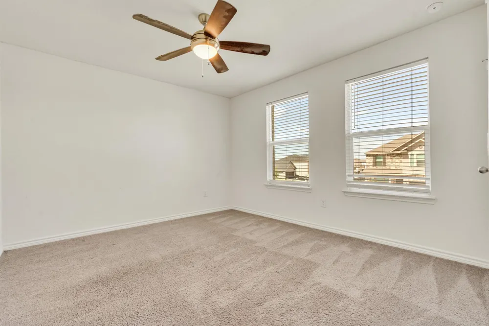 401 Briarfield Drive Seguin, TX 78155