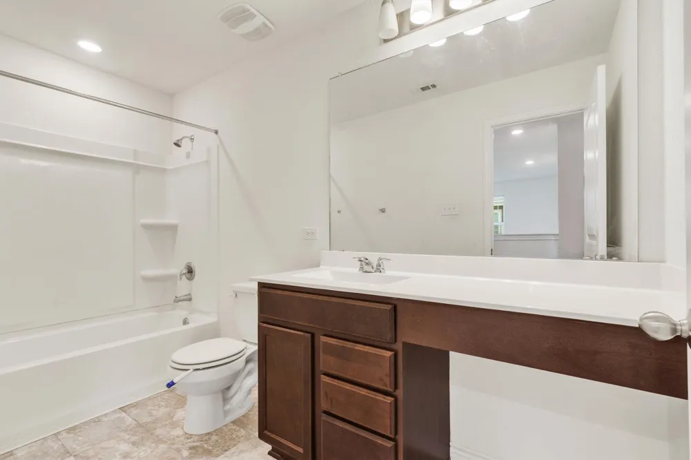 401 Briarfield Drive Seguin, TX 78155