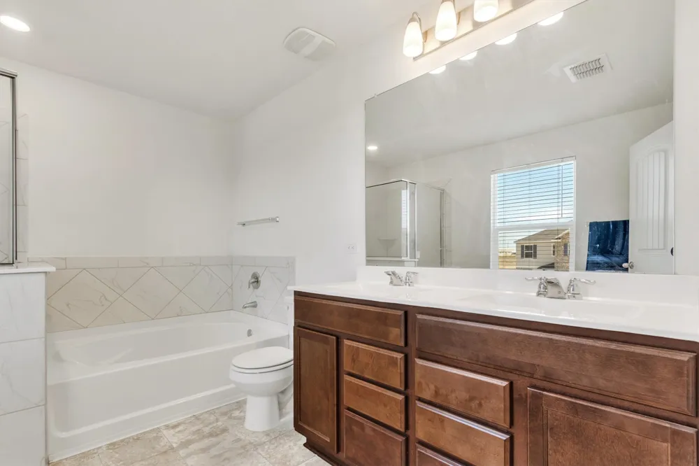 401 Briarfield Drive Seguin, TX 78155
