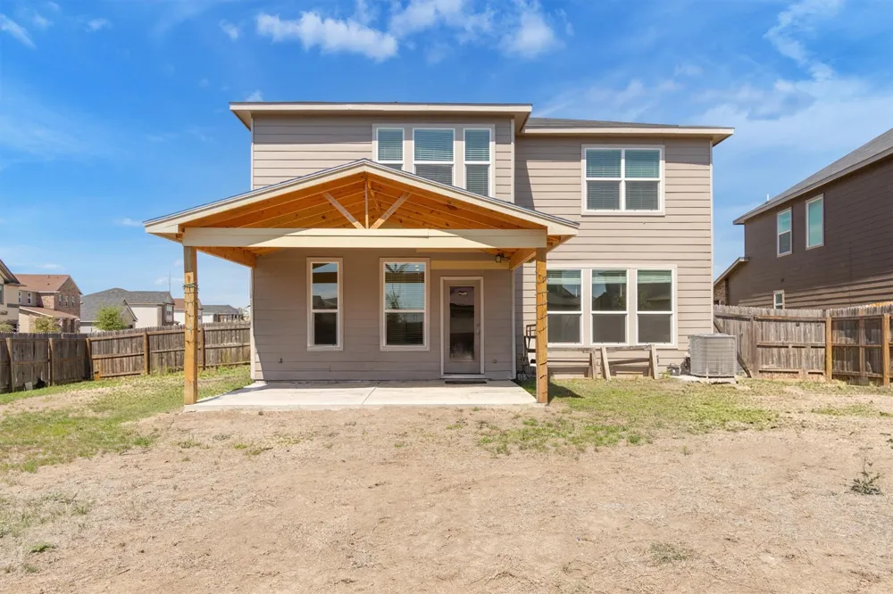 401 Briarfield Drive Seguin, TX 78155
