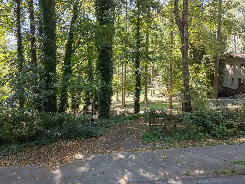 4398 King Valley Drive SE Smyrna, GA 30082