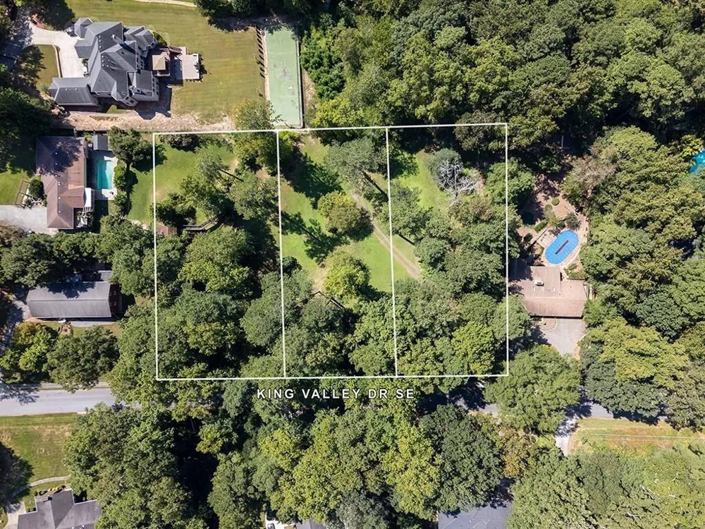 4398 King Valley Drive SE Smyrna, GA 30082